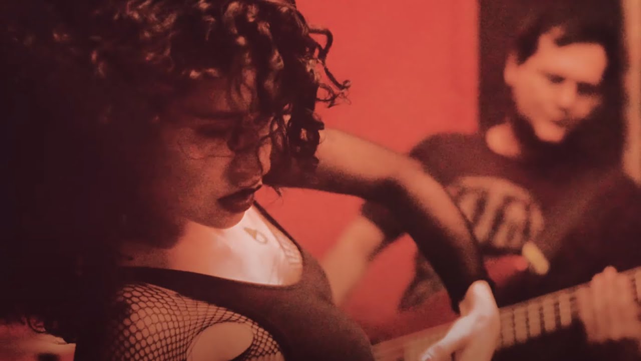 Vientre - Zaga: Luna Roja (Video Oficial)