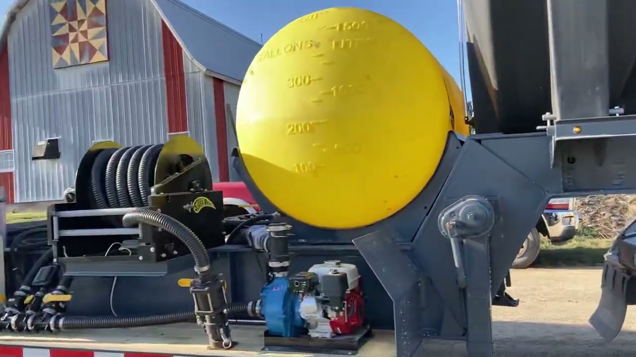Tender trailer to service the Hagie