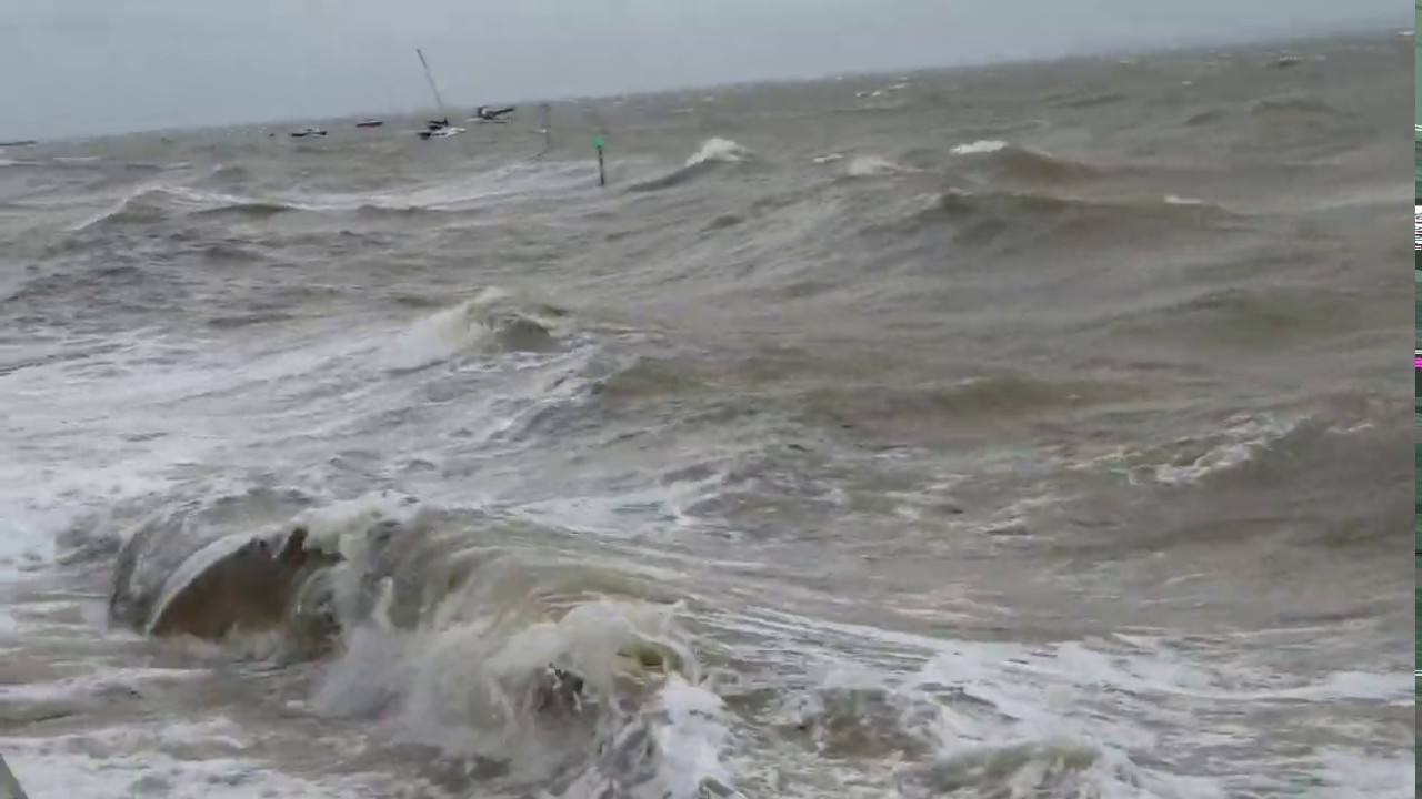 Storm tidal surge Southend-on-Sea, Rough Sea's Heavy Weather