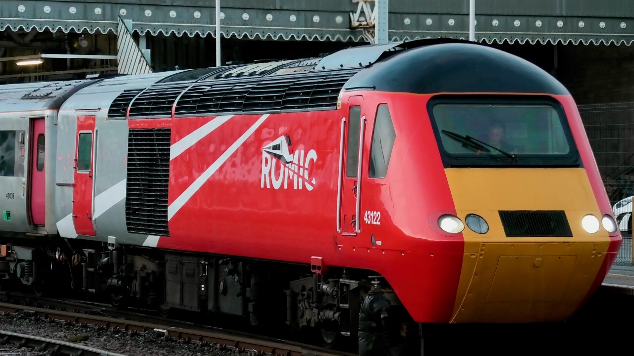 Romic First Ever HST Railtour 43122 + 43094 At Sheffield & Yellow 43013 HST Powercar With GBRf 73963