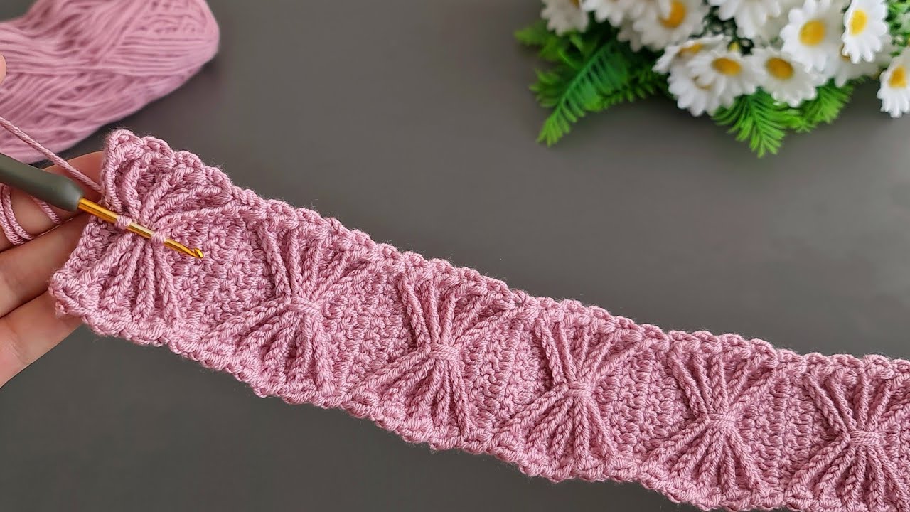 Wow!. 😇Amazing!. sell as many as you can weave. Crochet gorgeous hairband.Hair band.Tunisian crochet