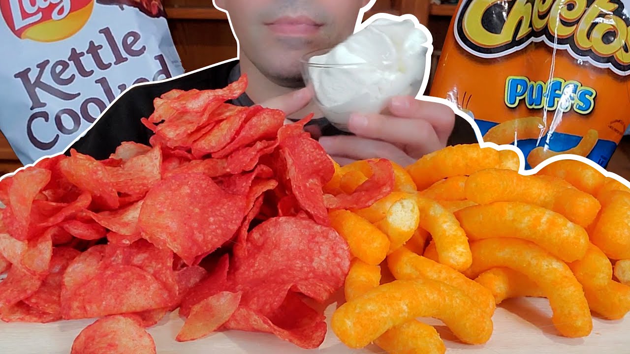 Lays Flamin' Hot Kettle Chips - Cheetoh Puffs with Sour Cream [MUKBANG]