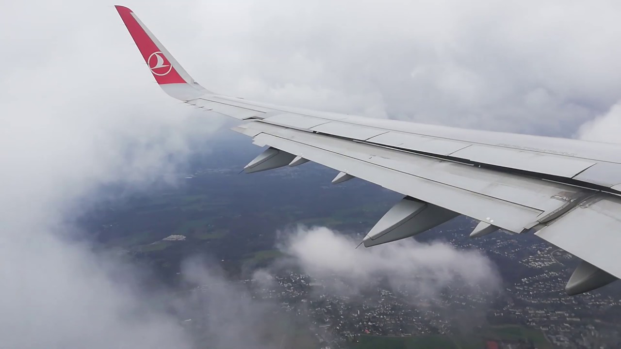 Uçakla Almanya Düseldorf 'a iniş anları
