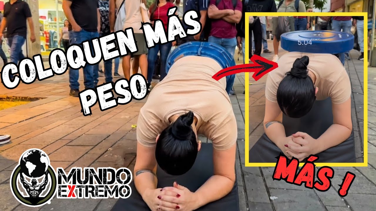Esta chica sorprendió a todos , Carga mas de 20 Kilos  y nadie le creía
