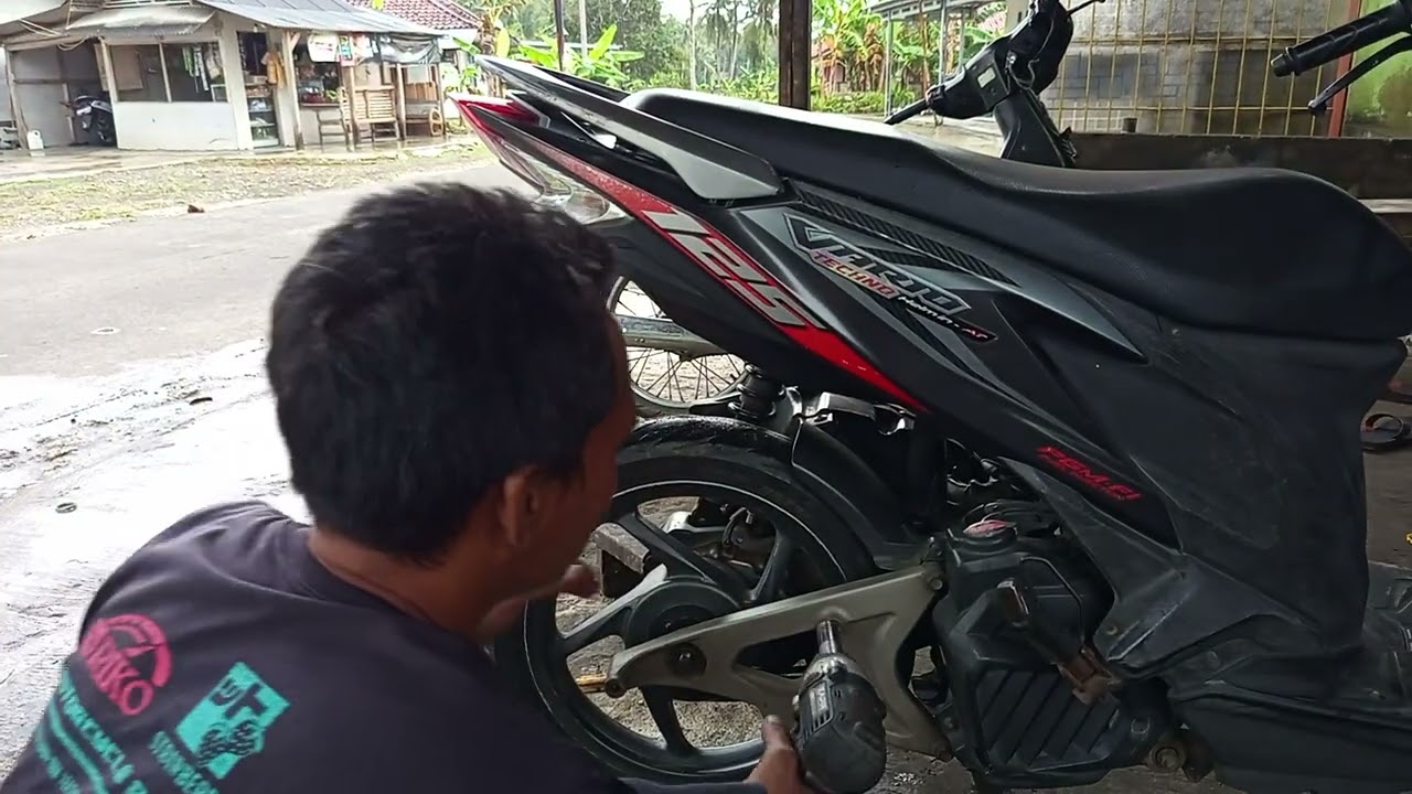 SAAT NYA GANTI BAN LUAR DALAM SIKUDA BESI