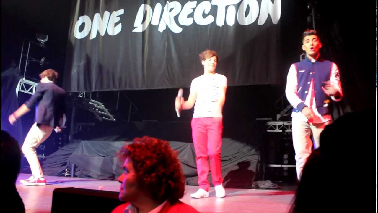 One Direction Opening Song (Chicago)