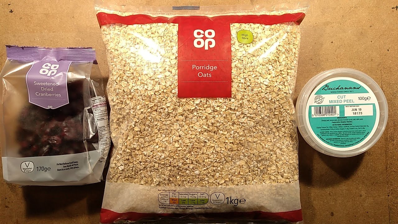 How a genuine Scotsman makes his porridge.