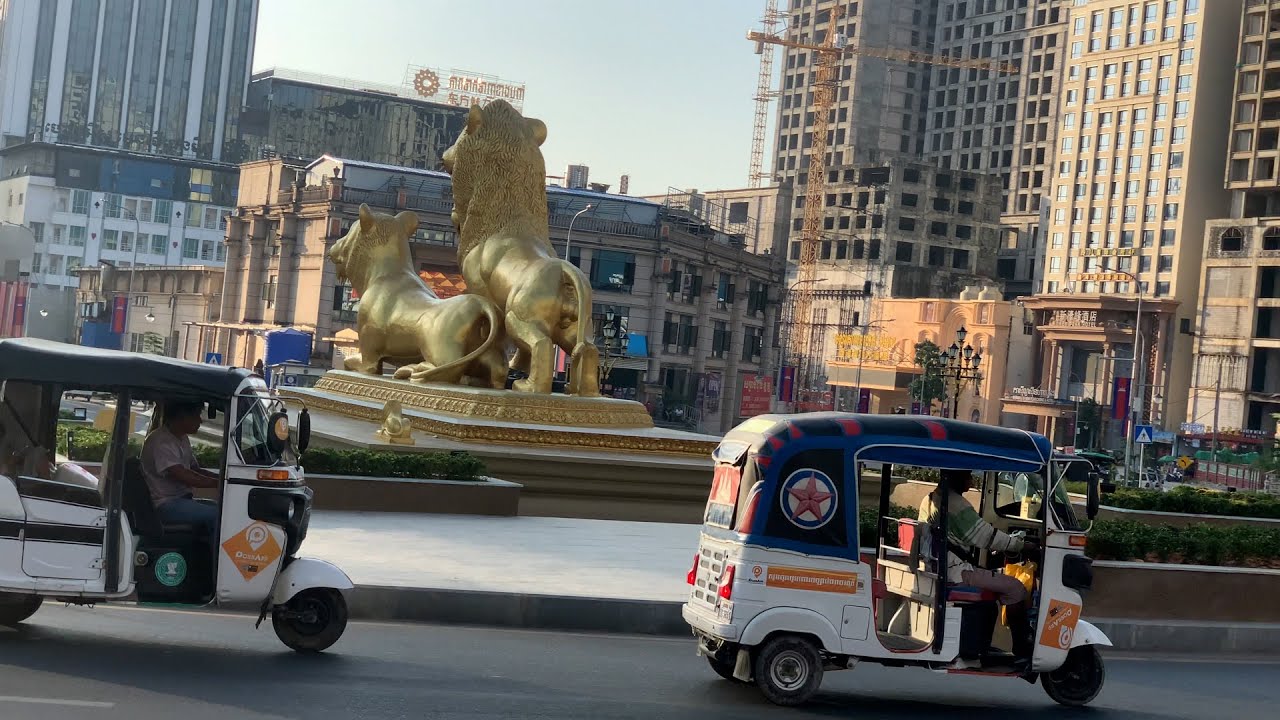 Chinese investors muscle out Sihanoukville’s tuk tuk drivers