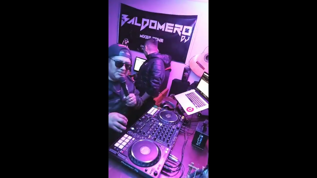 MIX LOS BRYNDIS EN VIVO Y MUCHOS GRUPOS MAS - DJ BALDOMERO & DJ KRISCO