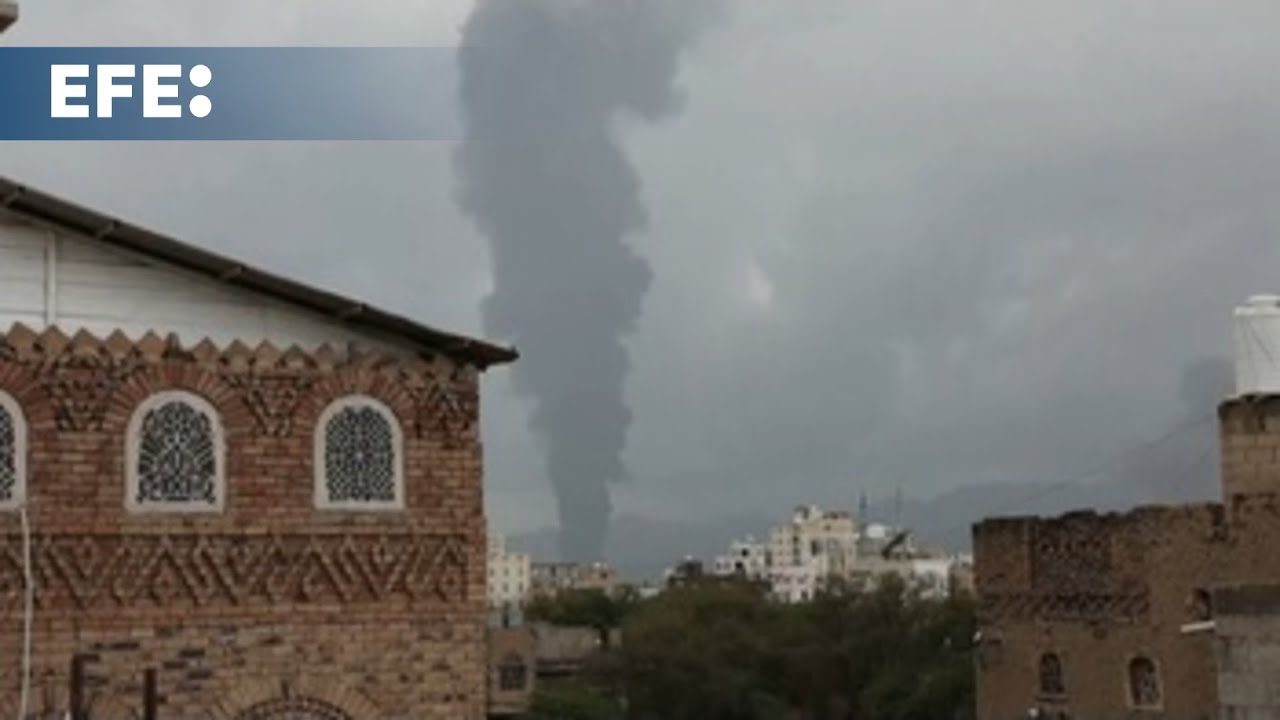 Al menos dos muertos y 35 heridos en ataques aéreos de Israel contra la capital del Yemen