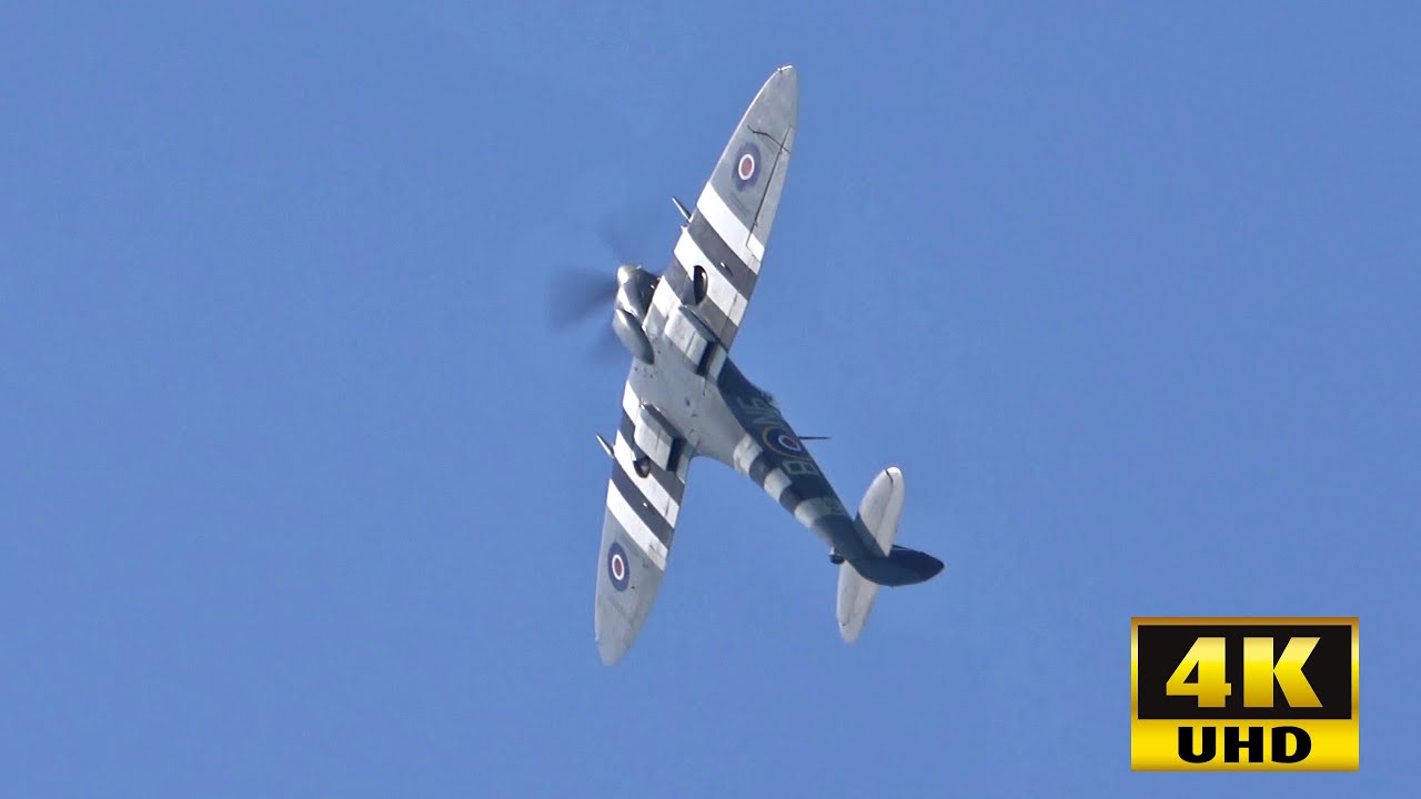 Spitfire Mk XVI - SUPER Display Flight at Hahnweide Airshow 2019