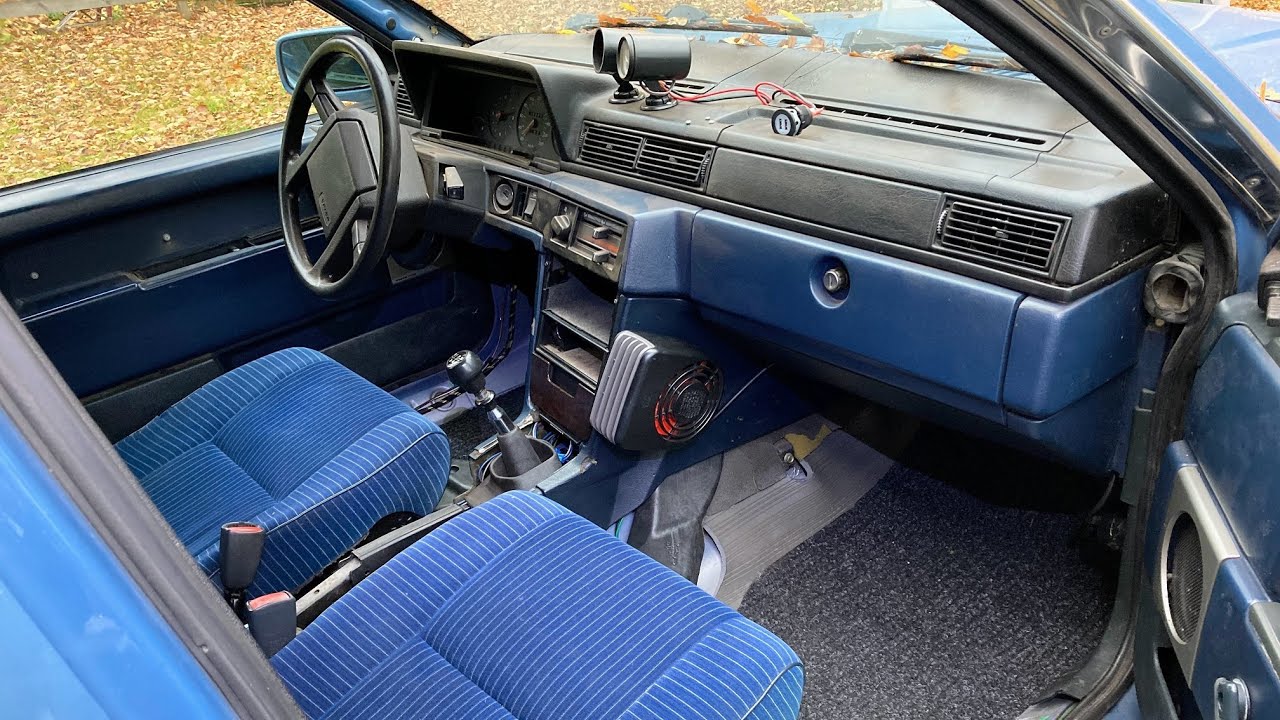 Fixing Volvo 740 part 4 - Interior