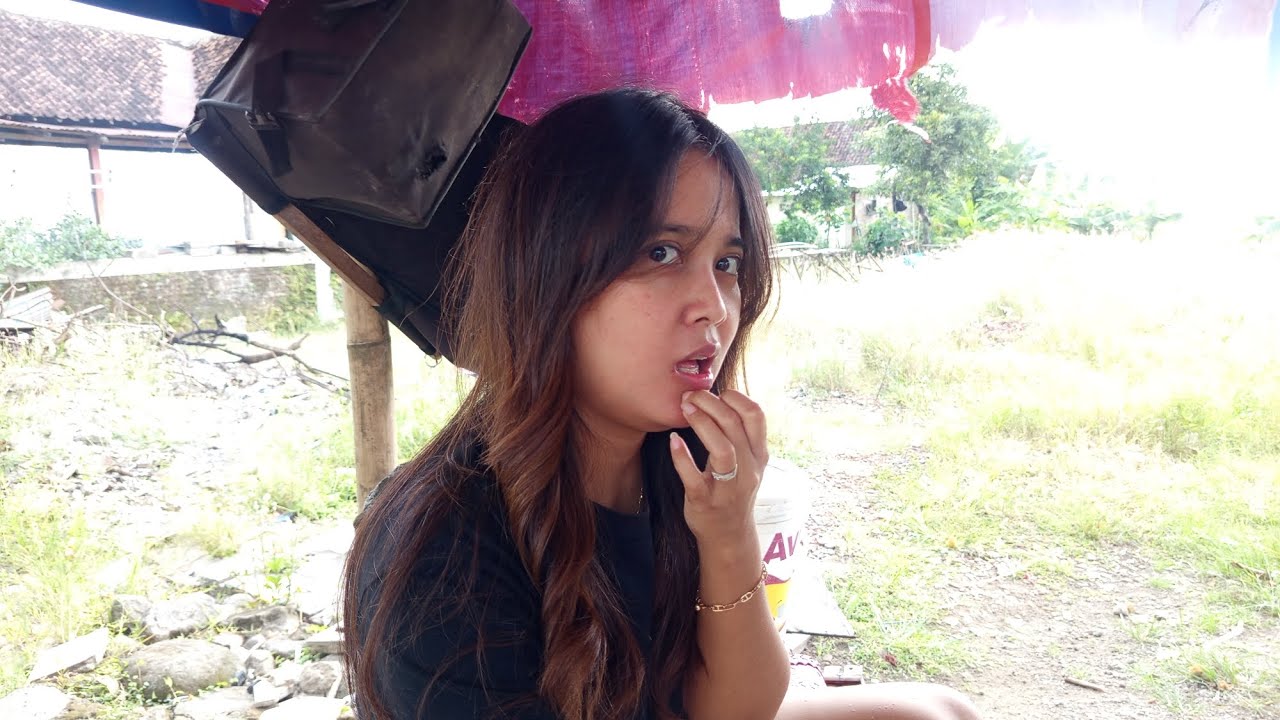GOLEK MANGAN NGONE DOYOK