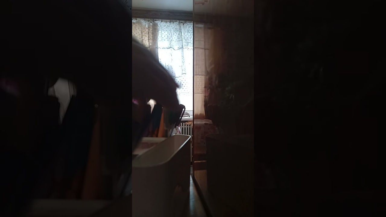 🎀Это уборочка на моём столе заранее извините за фон и вообще за качество 🎀