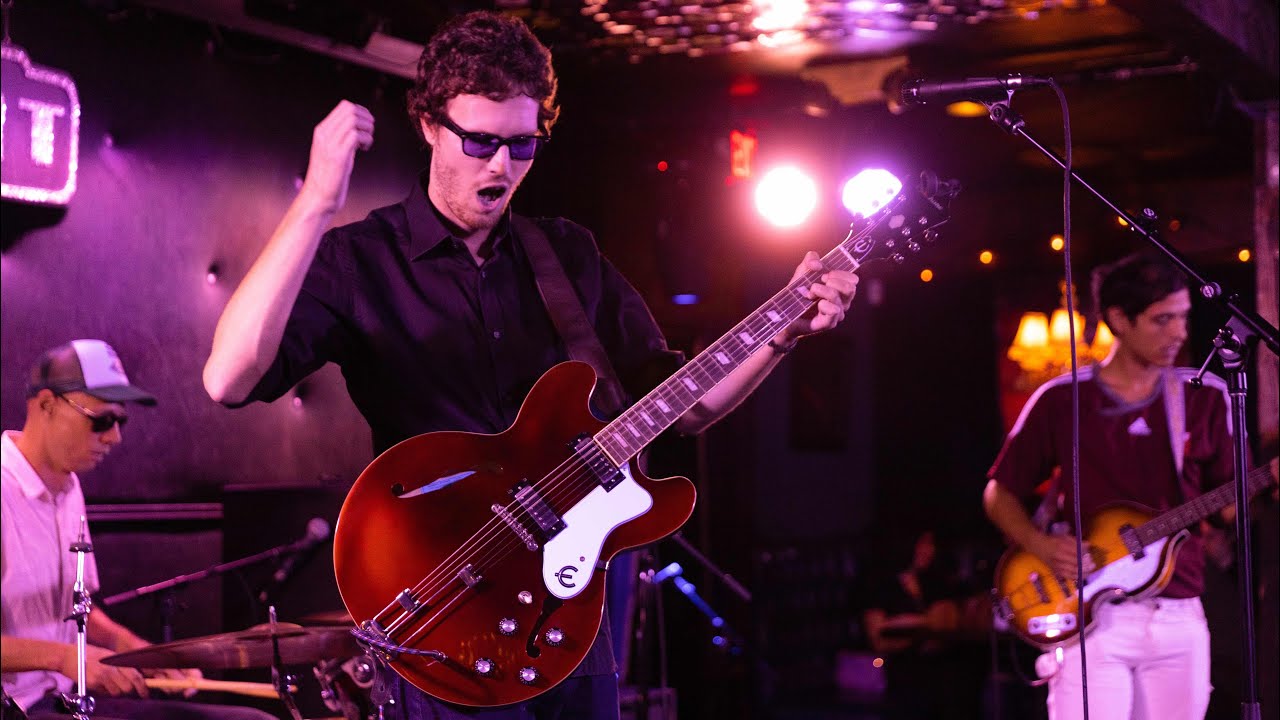 Owen Hamlin Live at The Mint