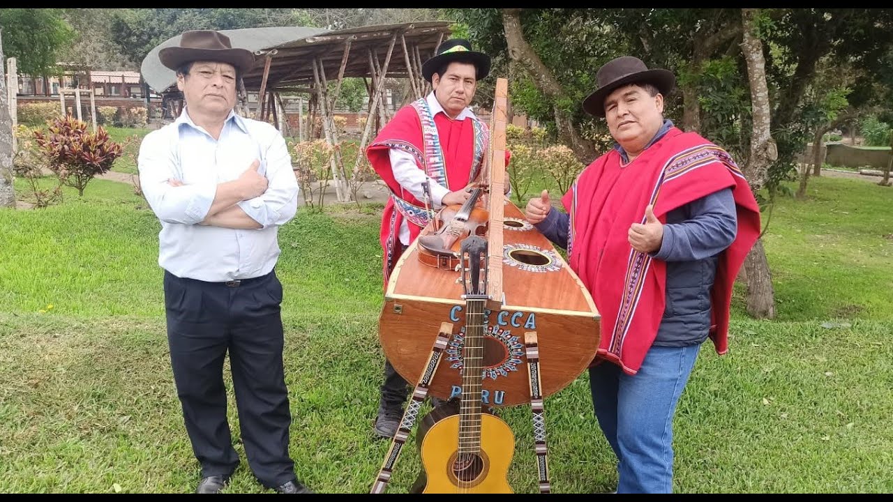 ÁGUILA DE PUQUIO - GRANDES EXITOS  EN MIX - VIDEO OFICIAL - FONO: 957948513
