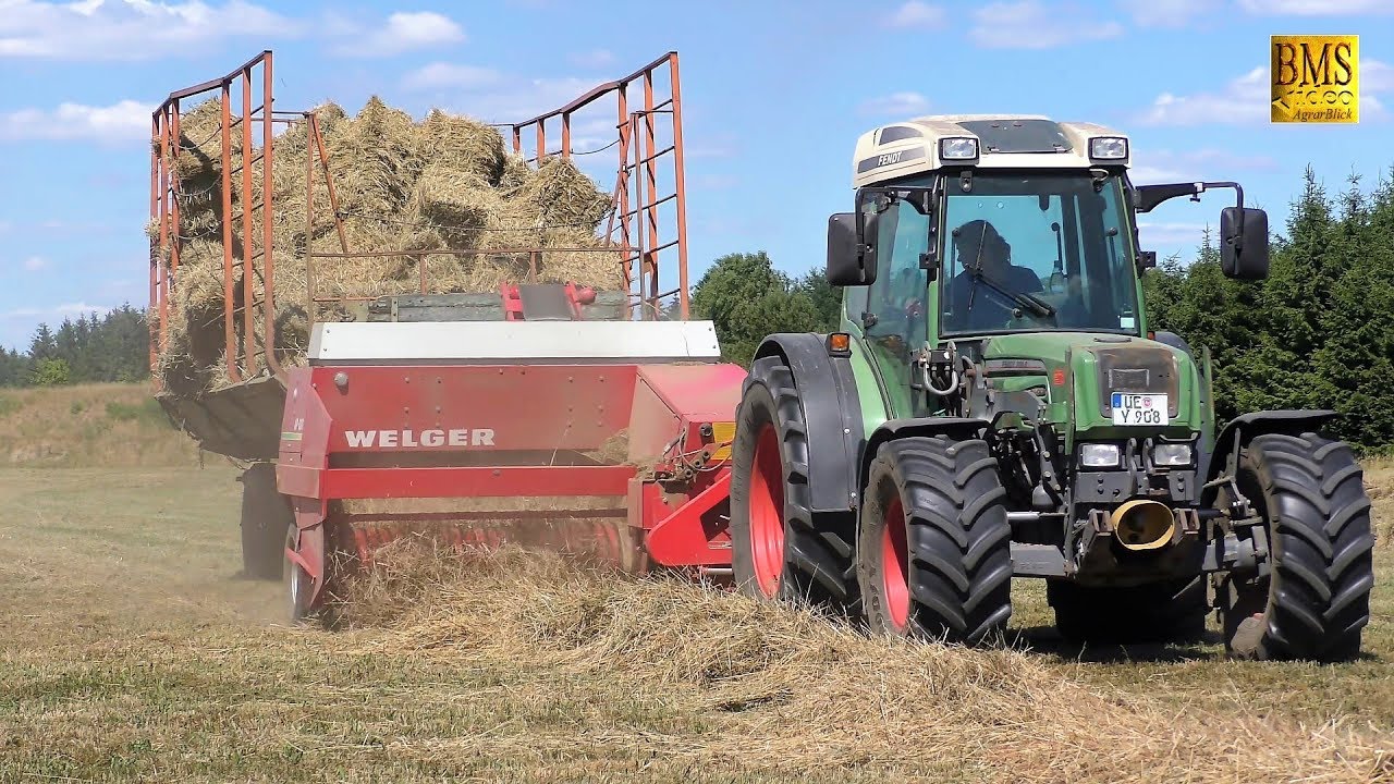 Heuwetter Heuernte Klein- & Rundballen pressen Traktor Fendt 208, Welger, Landwirtschaft hay harvest