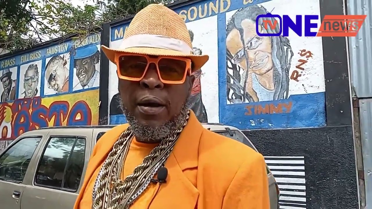 Bourik the latalay pran frap nan men Past&egrave; Pas ak tout lot atis Drill yo, Aristid ka Martelly frape