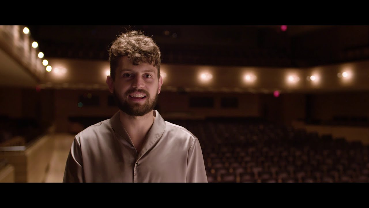 Meet Violist Ryan Davis