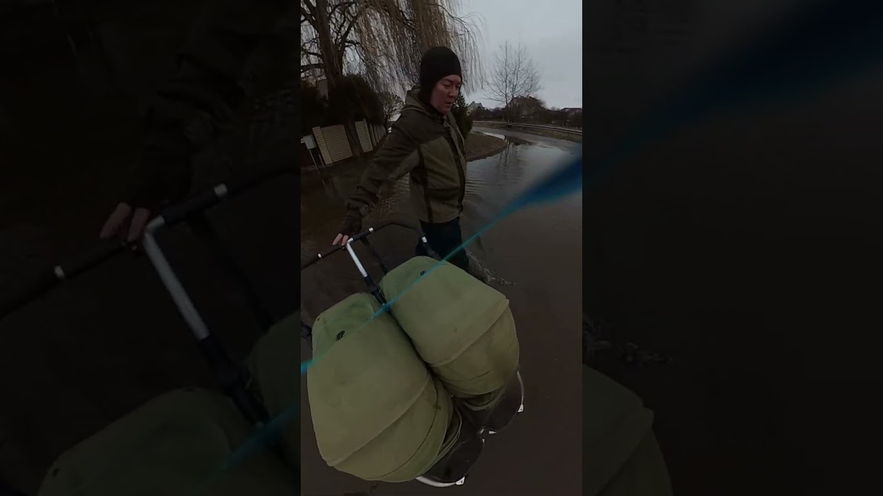 Половодье началось в феврале. Брест, Беларусь - как ходить пешеходам? 