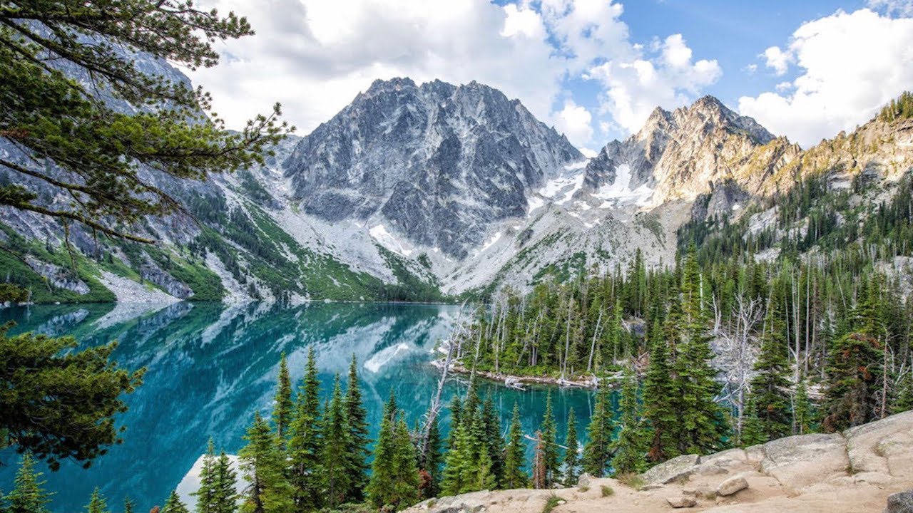 Hiking 20 Miles Alone in the Enchantments