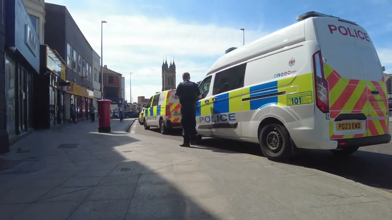 Police At Cash Converters Prom And Town Centre