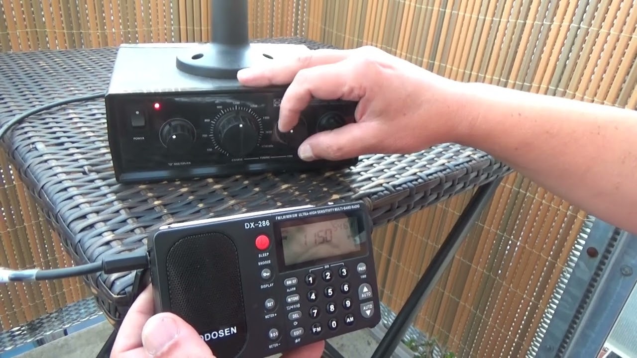 Qodosen DX286  with attached ferrite antenna