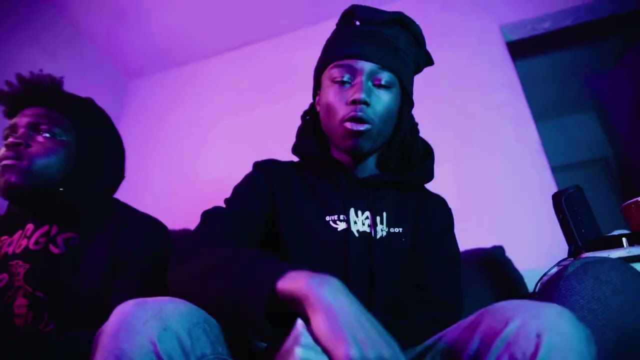 TRose - Strofing (Official Video)