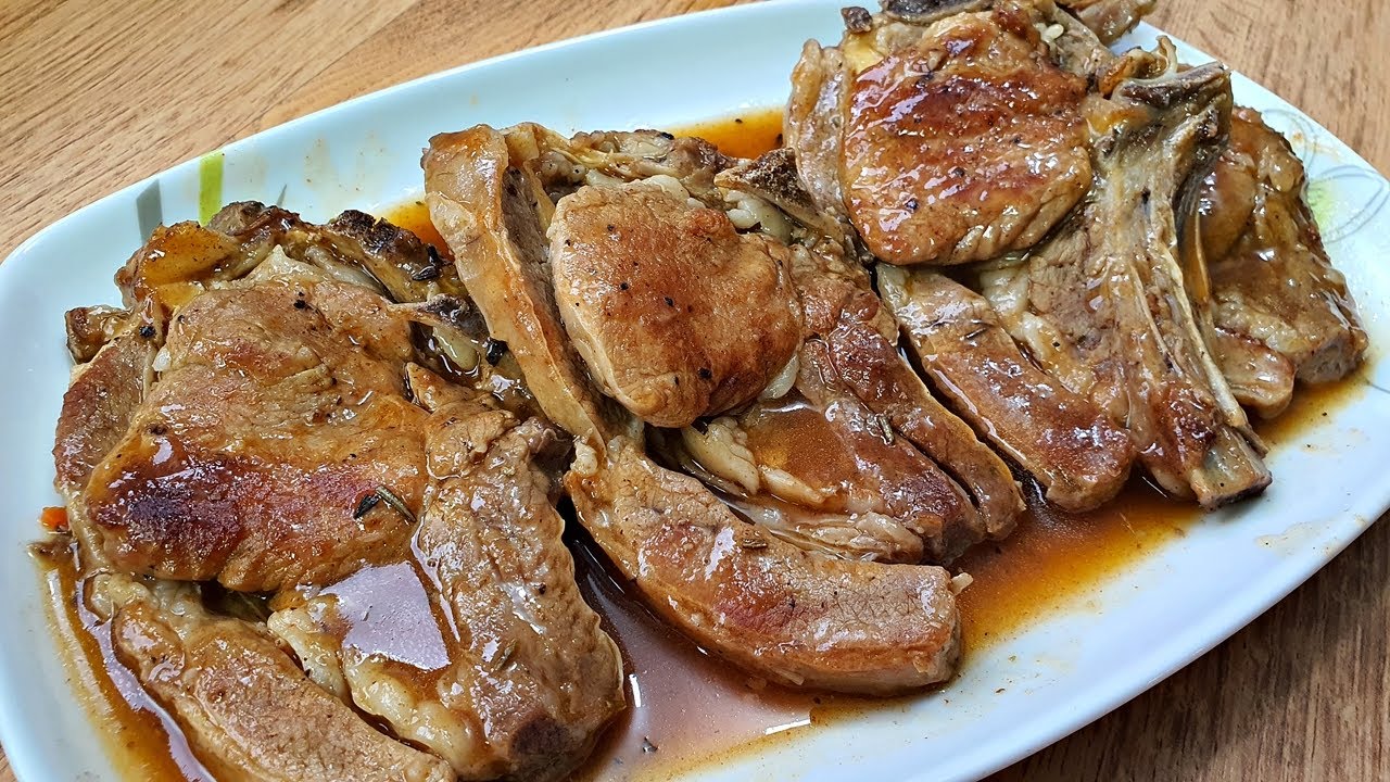 Мягкие котлеты из телятины в прекрасном соусе, супер вкусный и сочный рецепт 4K