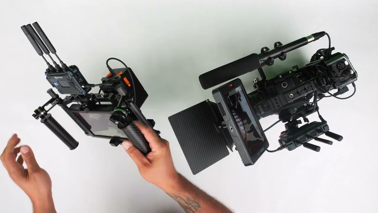 Hollyland Pyro S Power Options and Live Streaming Feature