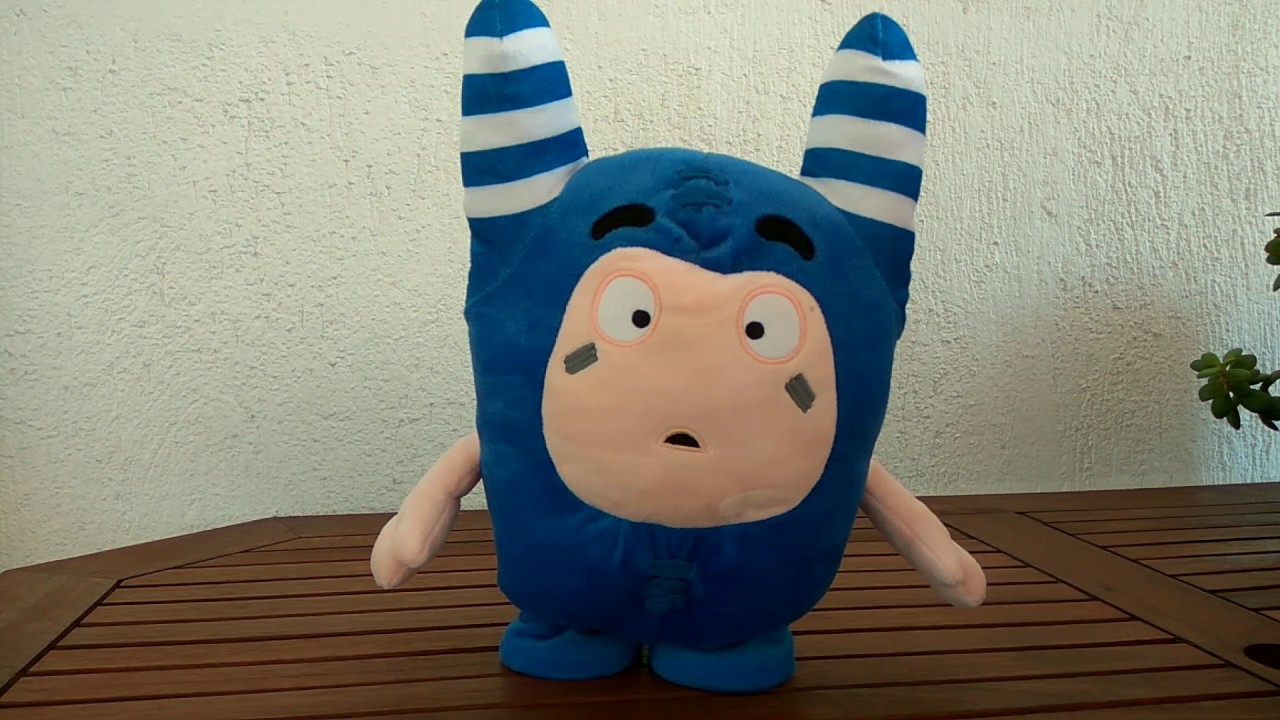 Κούκλες ODDBODS Pogo & Fuse voice activated soft toy