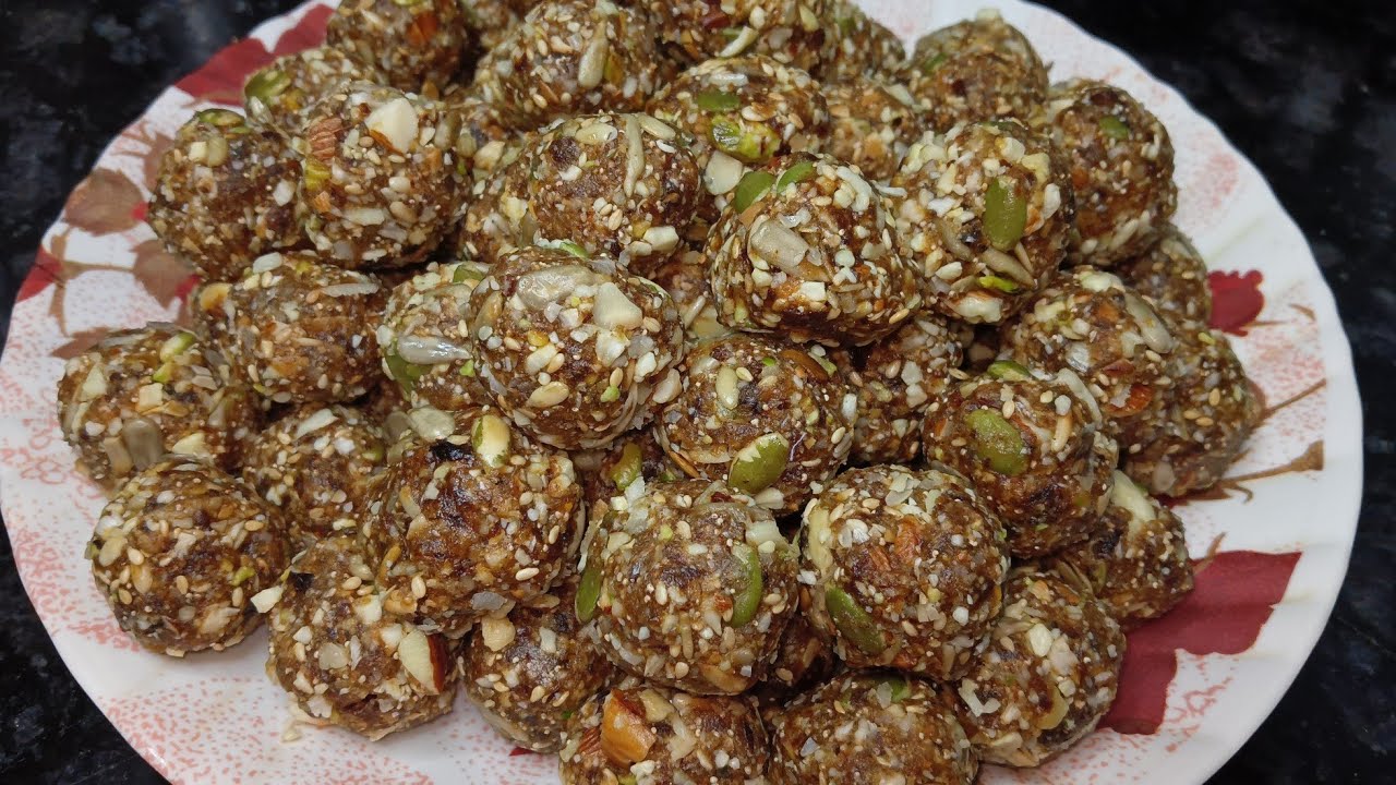 Healthy Dry fruits ke laddu tasty recipe 😋/ सूखे मेवे के लड्डू #dryfruits #food #viralvideo #laddu 
