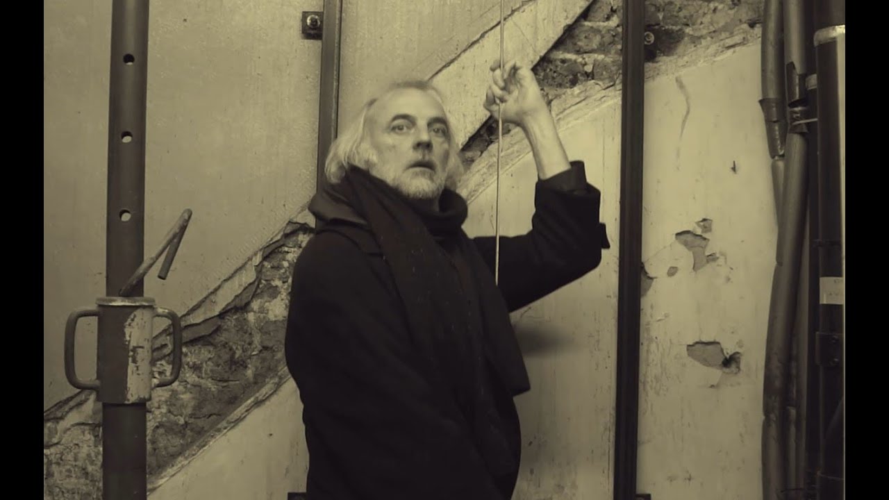DER KLINKE : You're Looking Good In An Elevator (Official Videoclip)
