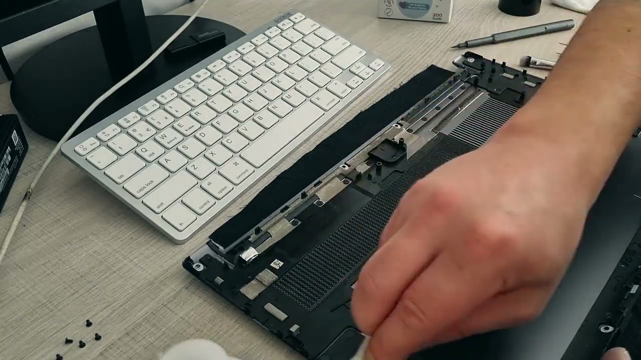 Umyj sobie laptopa mi spadło 15 stopni :)