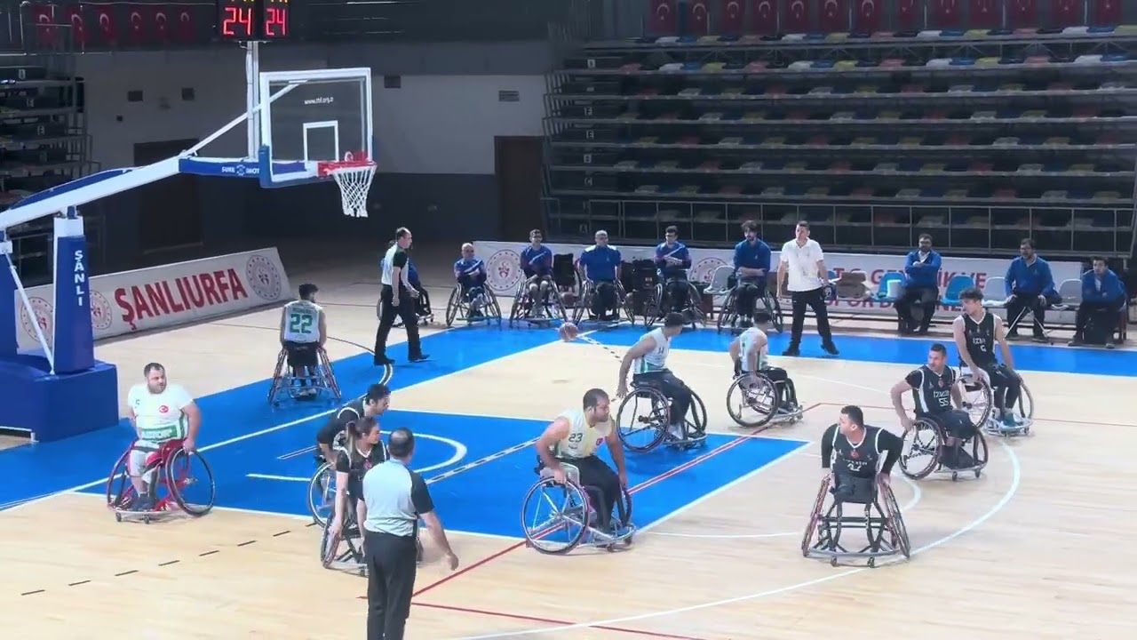 Süper Lig 11. Hafta Astor Enerji Şanlıurfa 68-61 İzmir Büyükşehlr Belediyesi