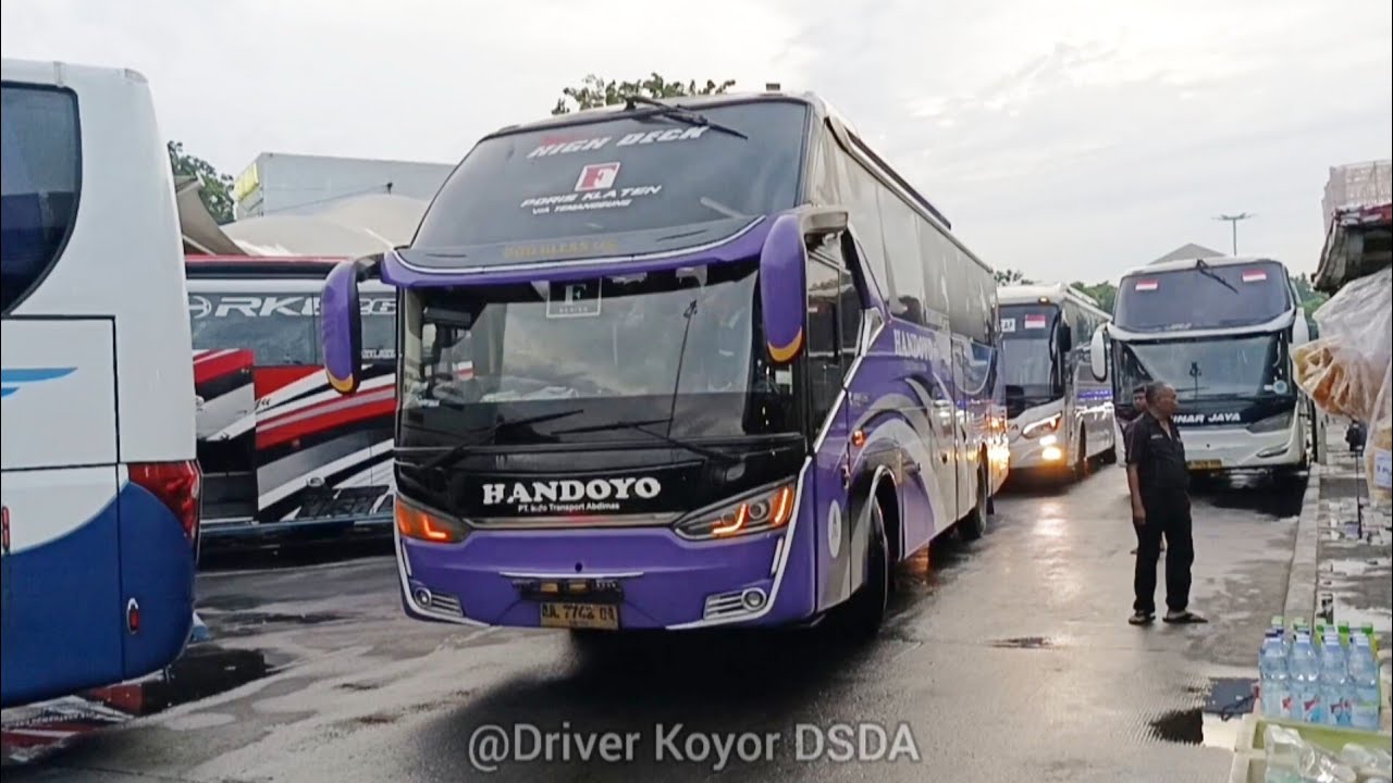 Bus Handoyo Trip Jakarta Jogja Star Terminal Tanjung Priok