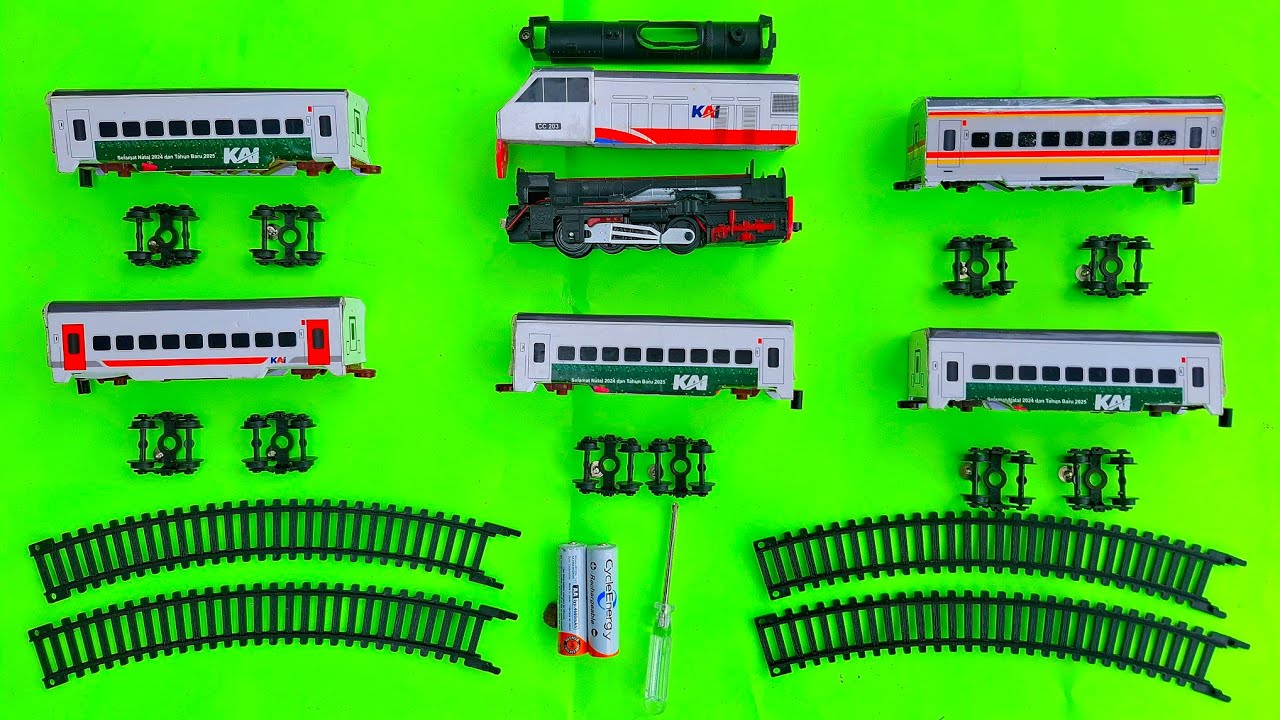 Membuat dan Merakit Mainan Kereta Api CC203, Gerbong Eksekutif,Gerbong Ekonomi,Gerbong Krl