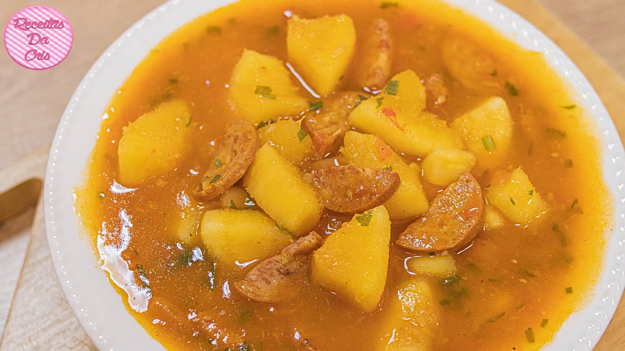 PRA AQUECER O SEU INVERNO 🥶 | SOPA DE MANDIOCA COM CALABRESA | DE UMA PANELA SÓ | RECEITAS DA CRIS