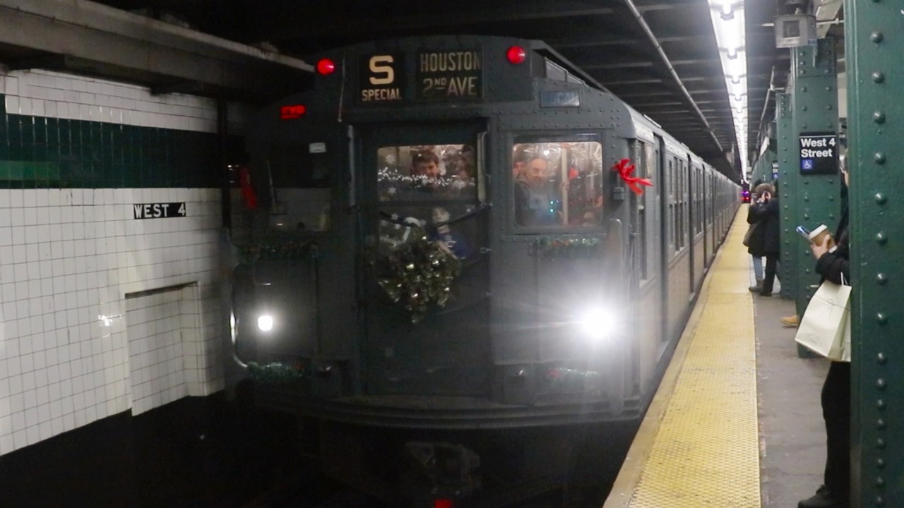 NYCT Subway: The 2025 MTA Holiday Nostalgia Train (R1-9s Arnines) at West 4th Street - Washington Sq