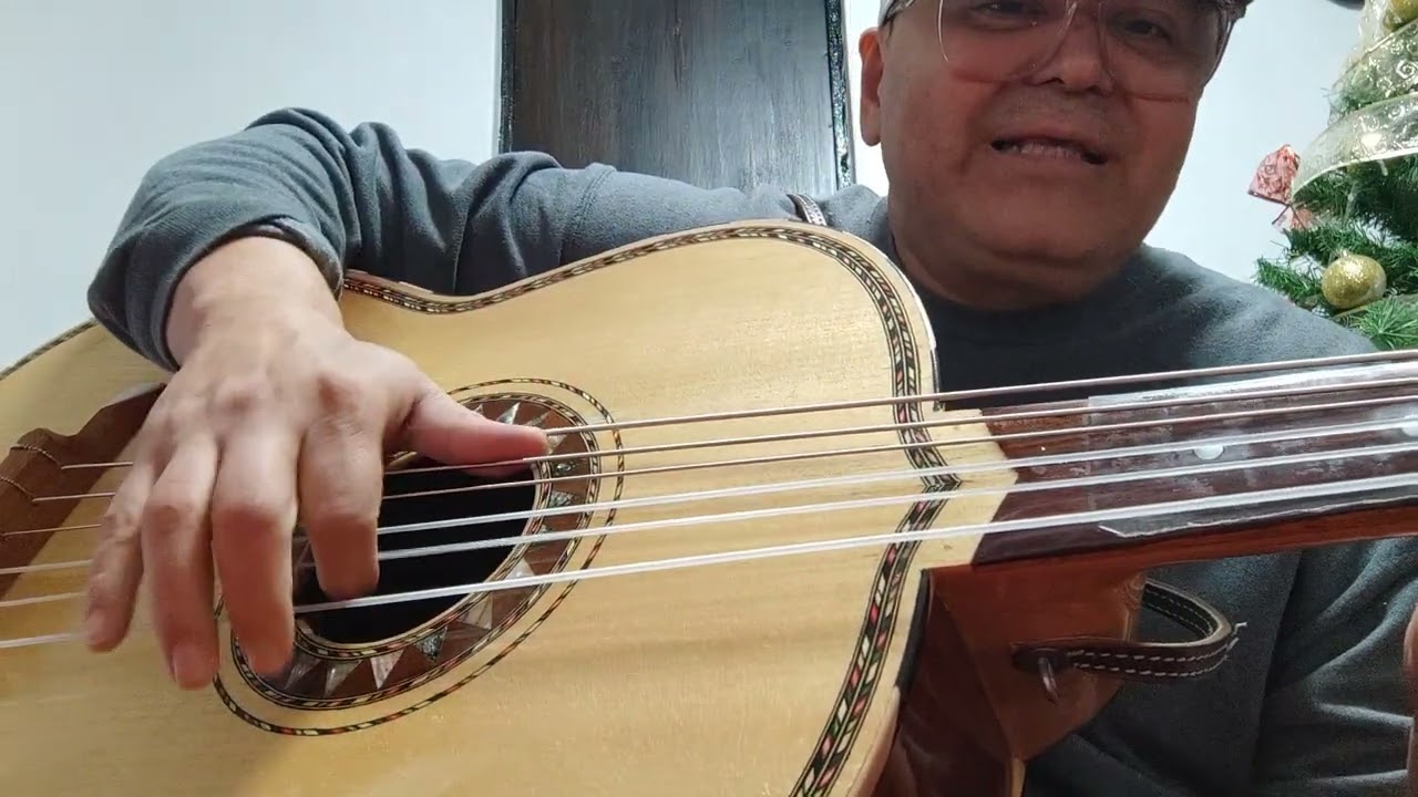 c&oacute;mo jalar el Guitarr&oacute;n a dos cuerdas!
