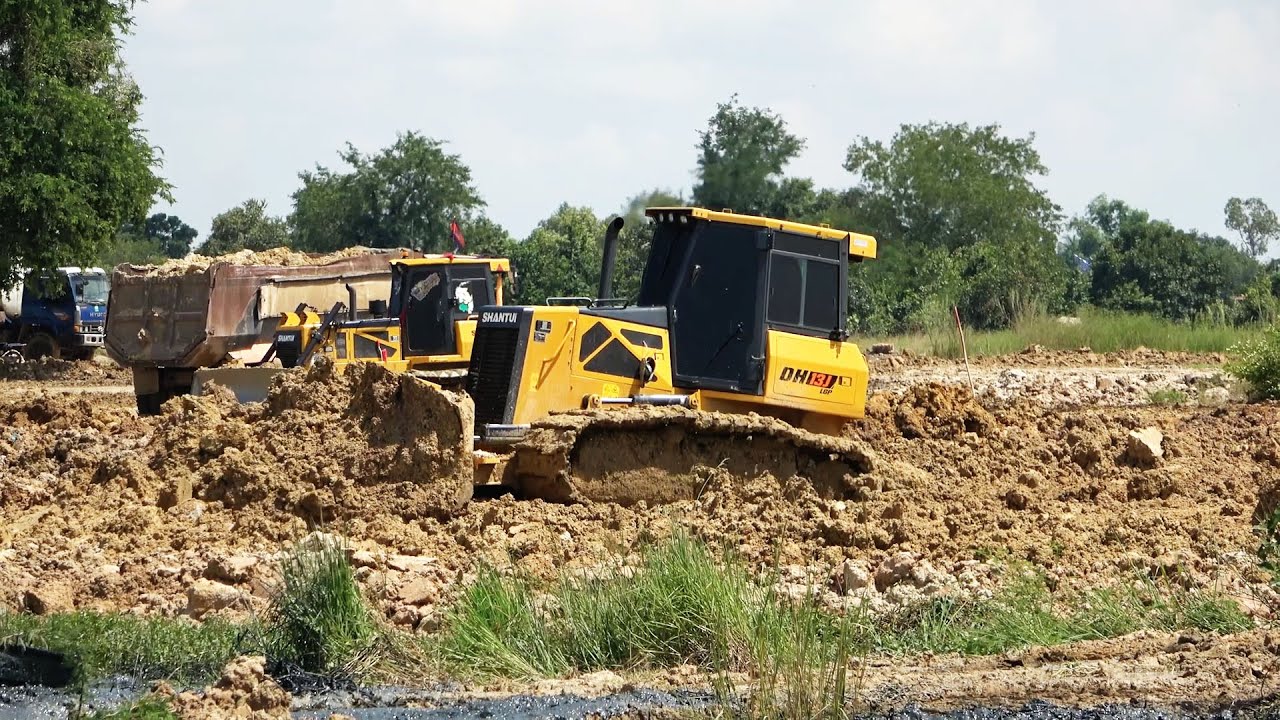 Amazing Bulldozer Shantui DH13 & Shantui DH17 | Power Pushing Dirt Dozer Working in Action