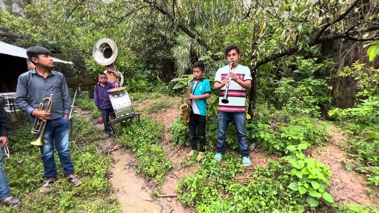 Los niños más pobres de México, Tienen talento y muchas ganas de triunfar en la música  (DOCUMENTAL)