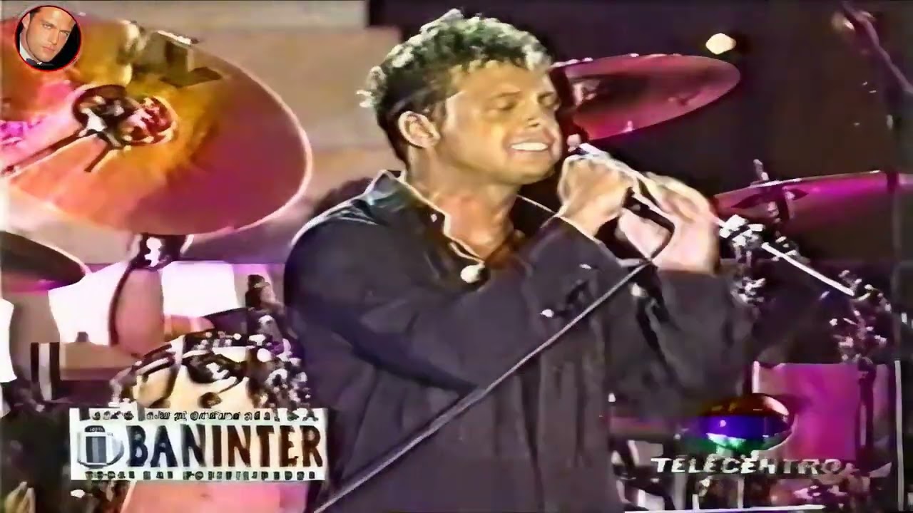 Luis Miguel - Delirio - Video Mejorado - En Vivo Republica Dominicana 2002 - Restaurado 4K