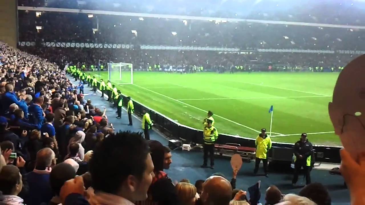 10/5/11 Rangers V Dundee Utd Walters Lap Of Honour At Final Whistle HD