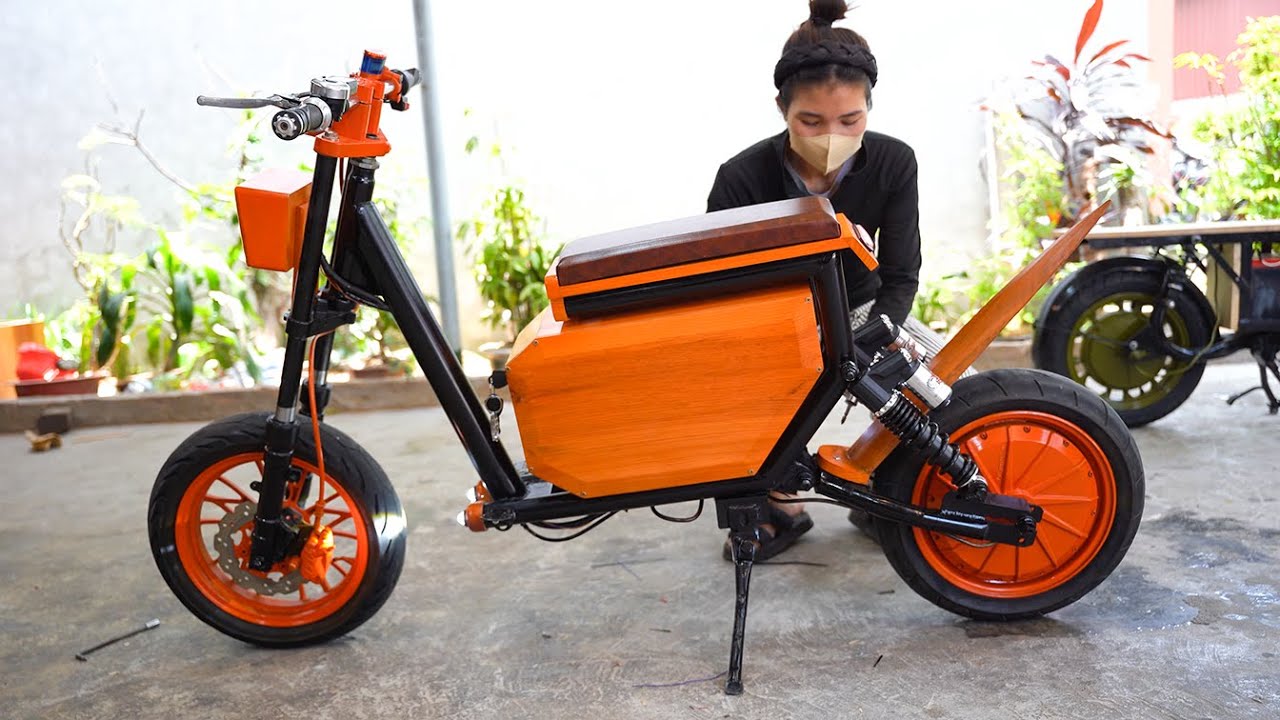 Woodworking Challenge | Designing and Building a Real Electric Motorcycle Entirely from Wood