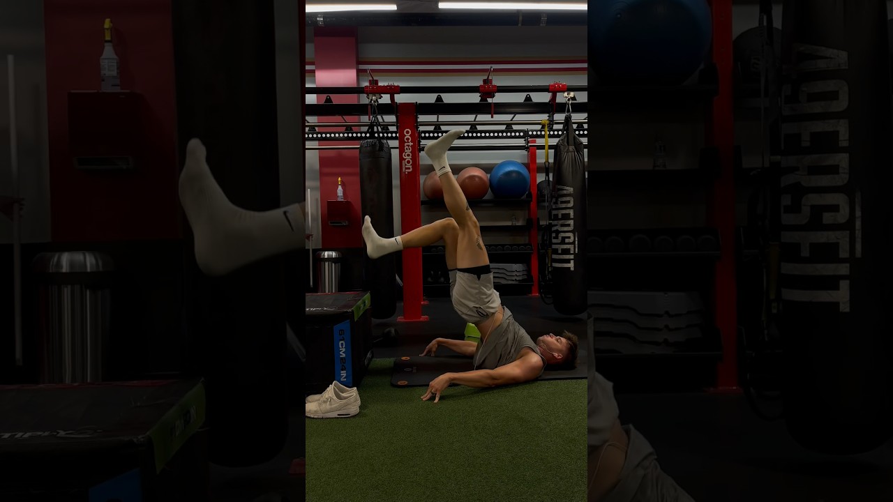 Wrong day to wear white socks🧦 #training #gym #gymlife #fitness #functionaltraining #gyminspo #fit