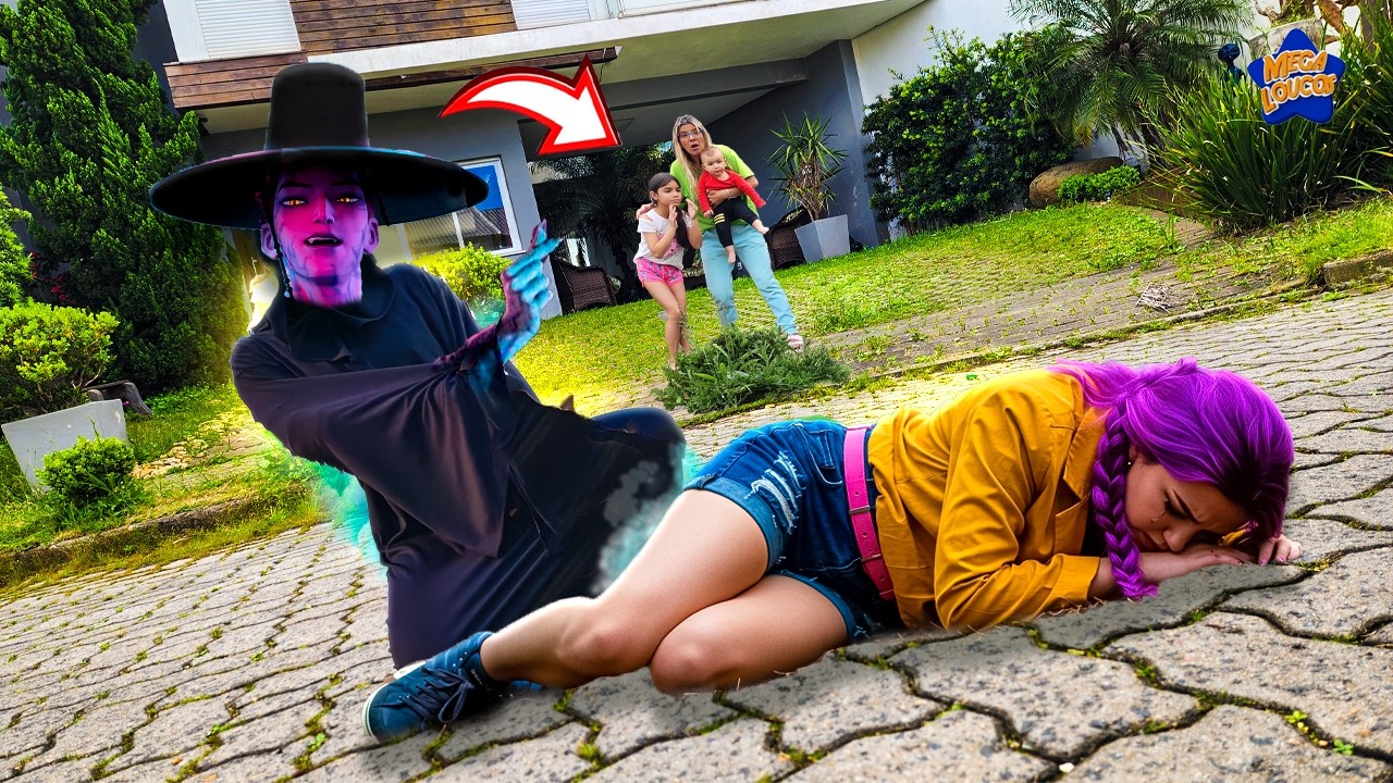 ENCONTRAMOS UMA GUERREIRA DO KPOP DESMAIADA NO MEIO DA RUA ★ Kpop Huntrix