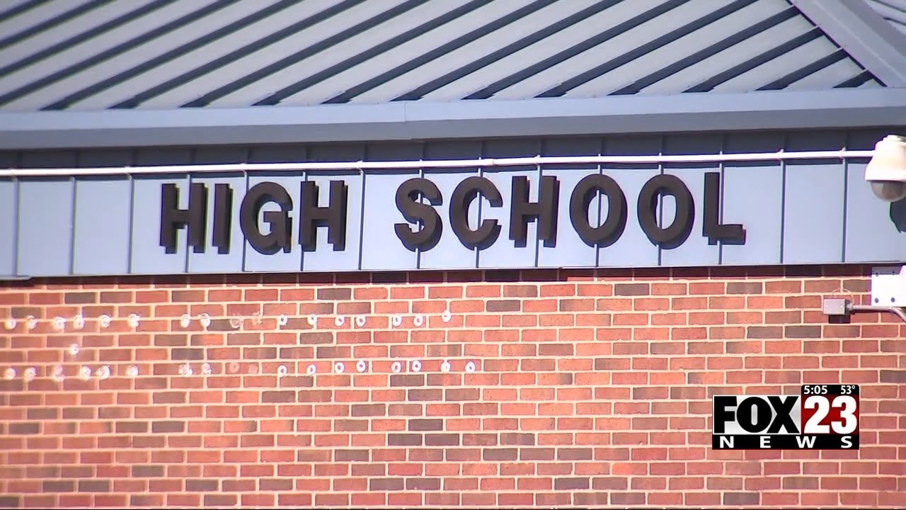 Video: 3 Sperry students charged with rape by instrumentation fight charges in court