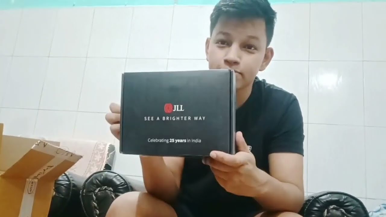 JLL Company Welcome Kit Unboxing @joneslanglasalle #JLLWelcomekit