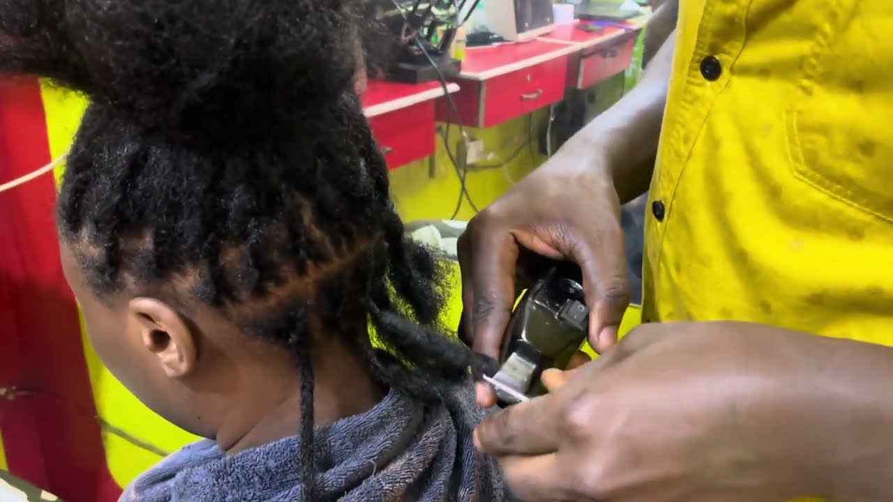 +256702557451 🇺🇬🇺🇬 we sell dreadlocks machine, and we do all types of hair, simply make orders